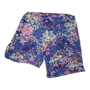 Elegant Blue Floral Patterned Scarf